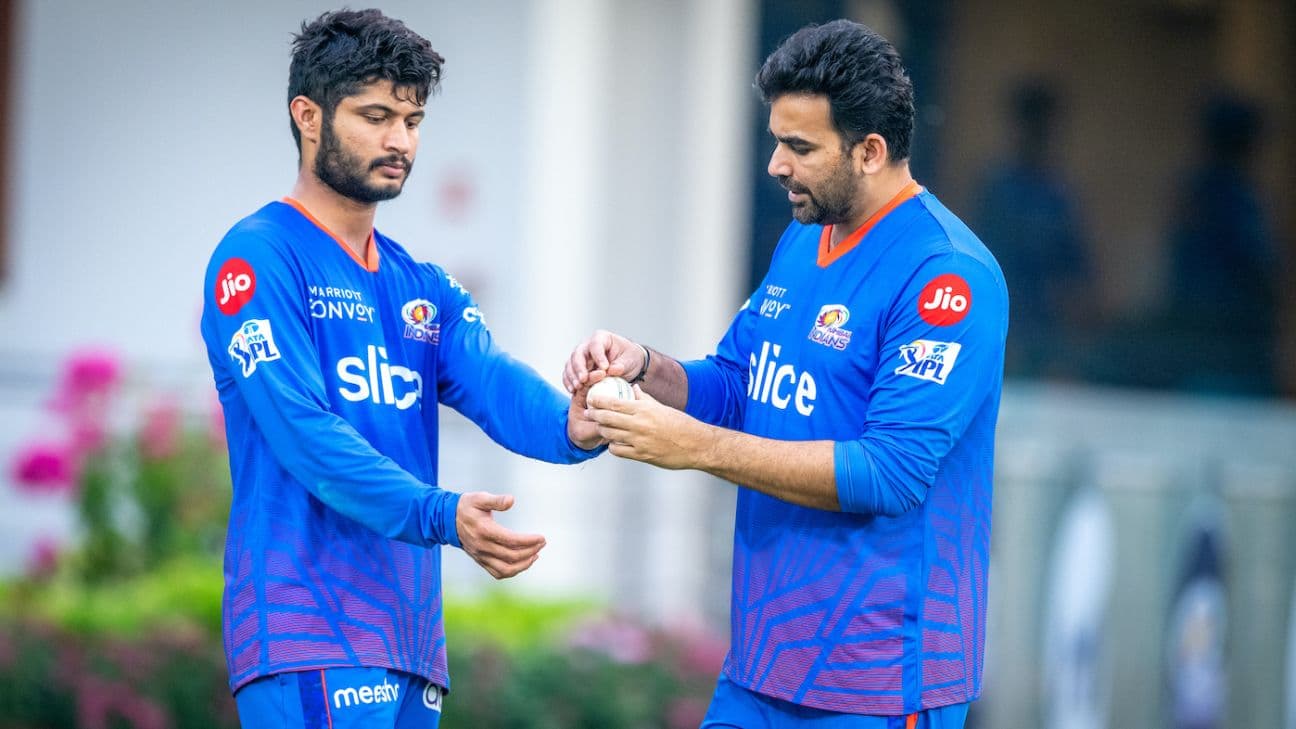 अरशाद खान के एक ही ओवर में तीन विकेट, भारत ‘ए’ ने श्रीलंका ‘ए’ को हराकर जीता चैंपियन का खिताब